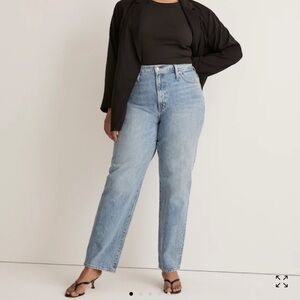 The Curvy Perfect Vintage Straight Jean in Seyland Wash